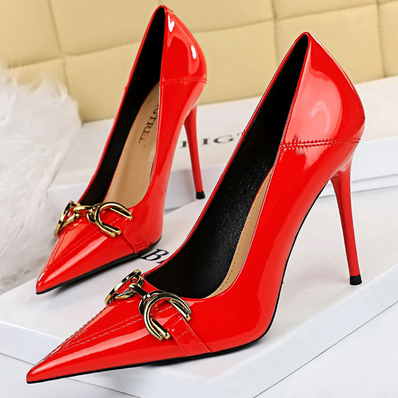 Shoe Tree - Luxury Women Pumps Metal Belt Buckle
